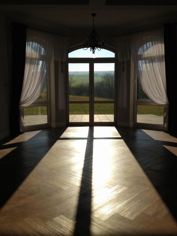 Prestige Bed & Breakfast Wierzchowisko Екстериор снимка