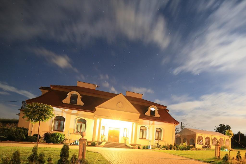 Prestige Bed & Breakfast Wierzchowisko Екстериор снимка